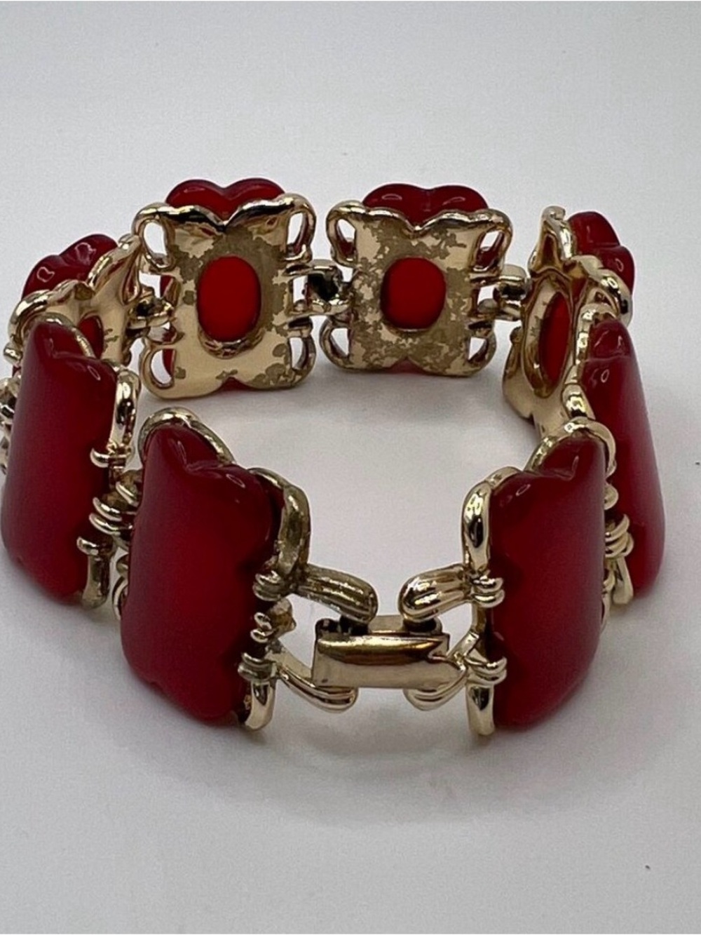 Coro Cherry Red Moonglow Thermoset Link Bracelet - Picture 5 of 7